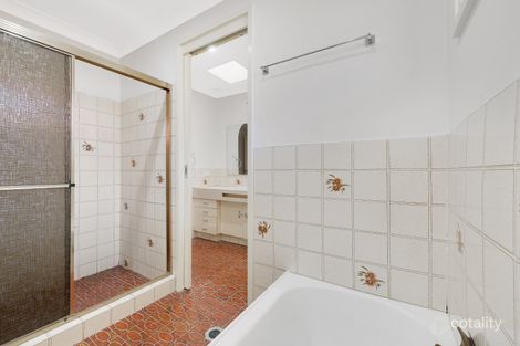 Property photo of 48 Clerkenwell Street Ambarvale NSW 2560