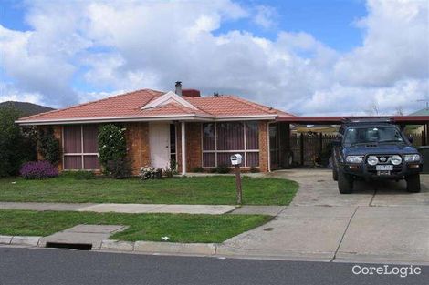 Property photo of 3 Cowper Crescent Sunbury VIC 3429