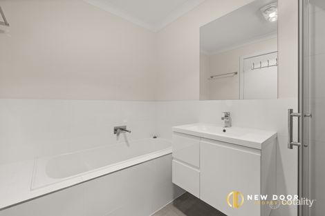 Property photo of 62/36 Dulcie Holland Crescent Moncrieff ACT 2914