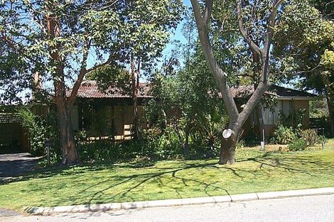 11 Jarret St, Woodlands, WA 6018