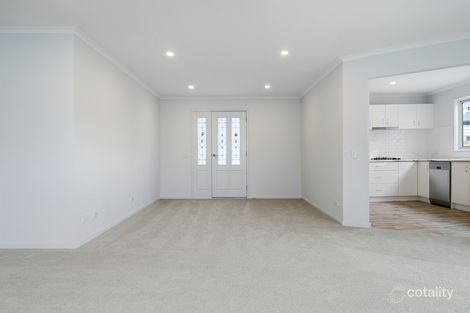 2/14 Graham Ave, Kilsyth, VIC 3137