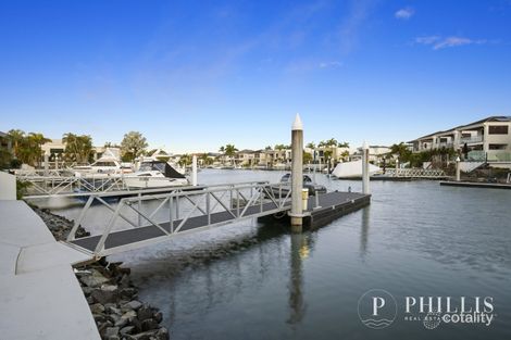 Property photo of 7101 Riverview Crescent Hope Island QLD 4212