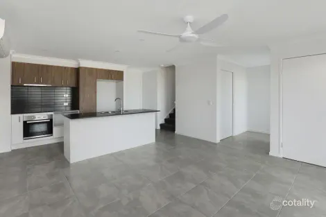 Property photo of 28 Tarcutta Lane Nirimba QLD 4551