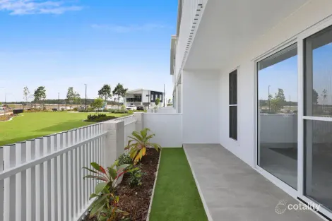 Property photo of 28 Tarcutta Lane Nirimba QLD 4551