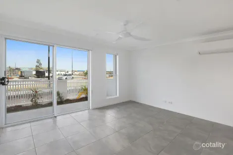 Property photo of 28 Tarcutta Lane Nirimba QLD 4551