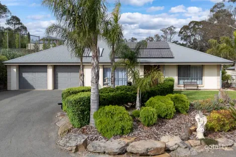 Property photo of 4 Ellen Court Mount Barker SA 5251