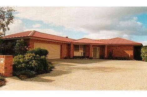 16 Kathryn Cres, Yarrawonga, VIC 3730