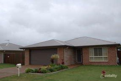 38 Dawson Ave, Thabeban, QLD 4670