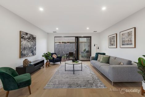 Property photo of 2/29 Dalny Road Murrumbeena VIC 3163