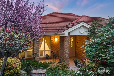 Property photo of 30 Eucalypt Circuit Flagstaff Hill SA 5159