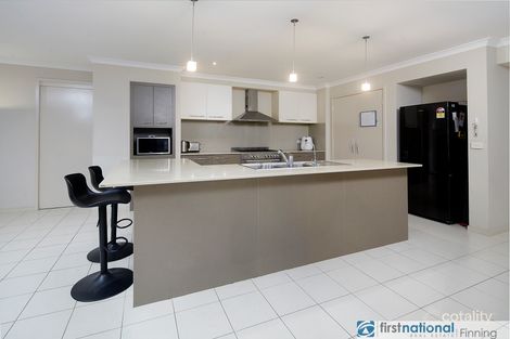 Property photo of 3 Pimelea Avenue Lynbrook VIC 3975