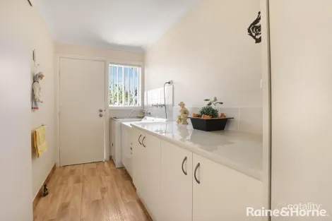 Property photo of 6/207 Keppel Street Bathurst NSW 2795