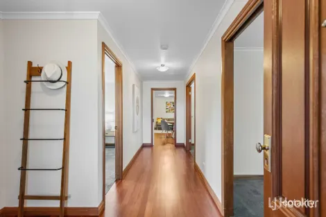 Property photo of 18 Mander Crescent Craigmore SA 5114