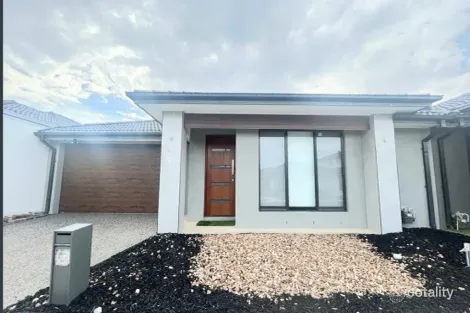 25 Hawkesbury Dr, Donnybrook, VIC 3064