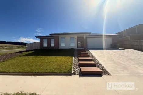 5 Lady Harriet Dr, Lakes Entrance, VIC 3909