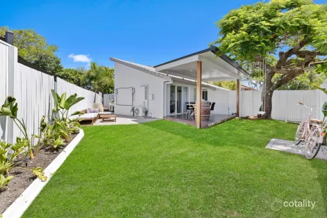 1/80 Christine Ave, Burleigh Waters, QLD 4220