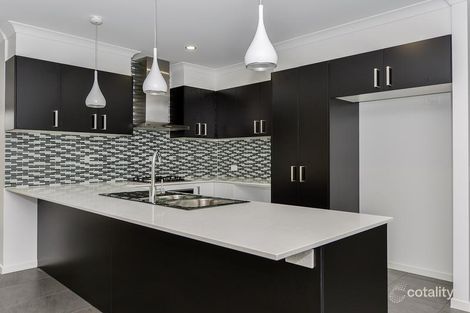 13 Grasstree Pl, Ningi, QLD 4511