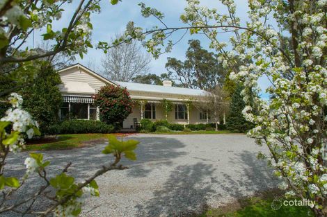 21 Swiss Chalet Rd, Badger Creek, VIC 3777