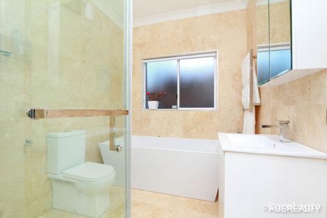 Property photo of 28 Clarendon Road Peakhurst NSW 2210