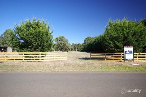 11 Tickawarra Rd, Romsey, VIC 3434