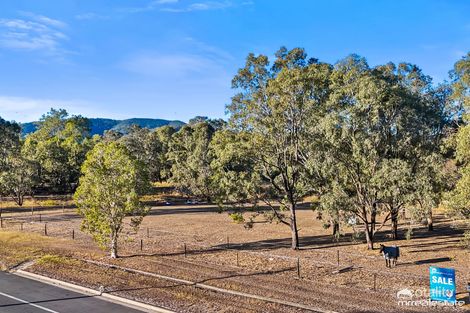 18 Water St, Berserker, QLD 4701