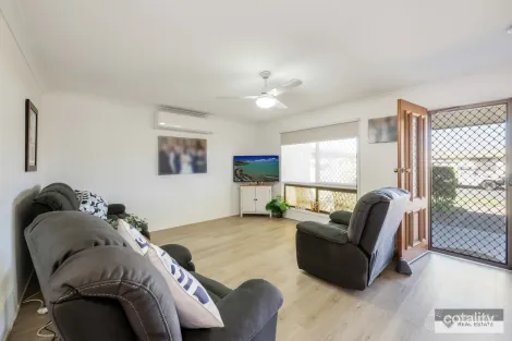 Property photo of 23 McLachlan Drive Avenell Heights QLD 4670