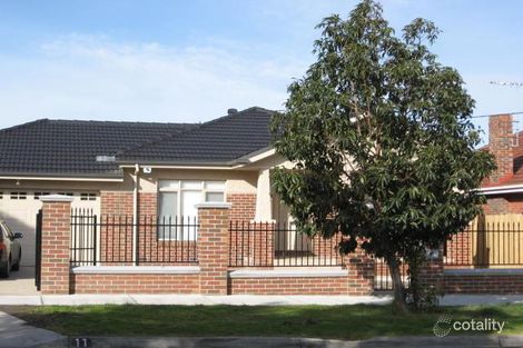 11 Henty St, Reservoir, VIC 3073