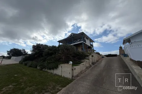 9 Peppermint Gr, West Beach, WA 6450