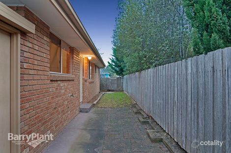 Property photo of 2/20 Amber Crescent Narre Warren VIC 3805