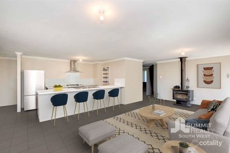 Property photo of 14 Huxtable Road Capel WA 6271