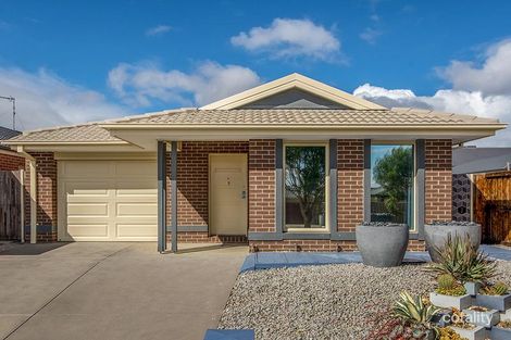 41 Village Green Dr, Leopold, VIC 3224
