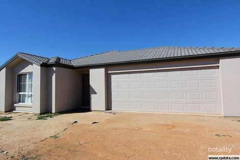 4 Westbury Ct, Craigmore, SA 5114