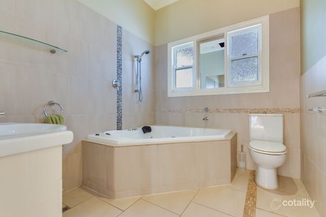 Property photo of 25 Frederick Street North Bendigo VIC 3550