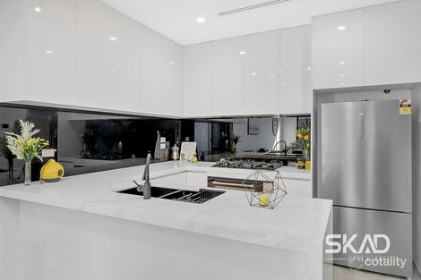 Property photo of 5 Rialto Circuit Craigieburn VIC 3064