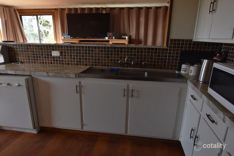 Property photo of 19 Mann Street Moe VIC 3825