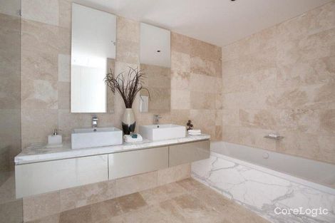 Property photo of 303/480 Riversdale Road Hawthorn East VIC 3123