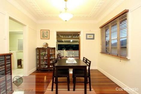 Property photo of 17 Weal Avenue Tarragindi QLD 4121