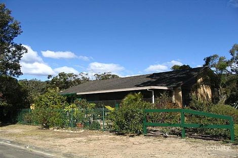 13 Byarong Ave, Point Clare, NSW 2250