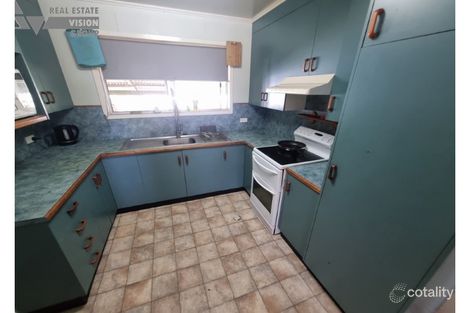 Property photo of 28 Bottletree Avenue Blackwater QLD 4717