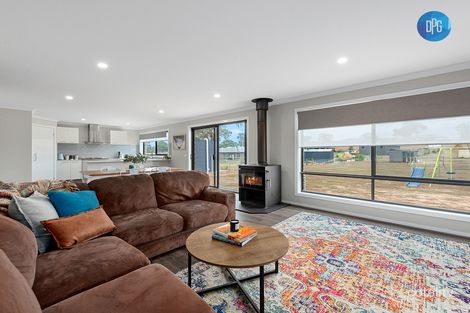 Property photo of 7 Maple Tree Boulevard Mansfield VIC 3722