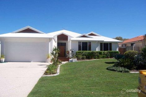 5 Avalon St, Sandstone Point, QLD 4511