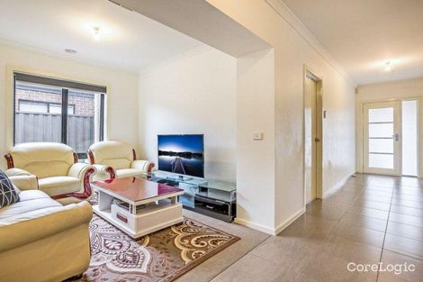 Property photo of 15 Manning Circuit Tarneit VIC 3029