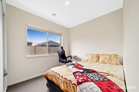 Property photo of 11 Maintop Way Tarneit VIC 3029