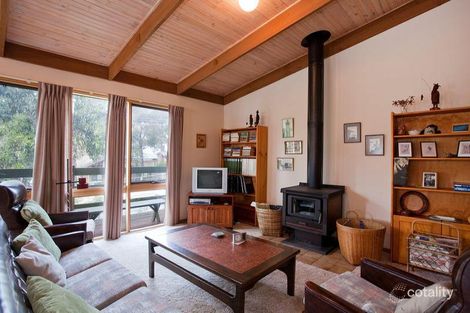 Property photo of 17 Amaroo Crescent Aireys Inlet VIC 3231