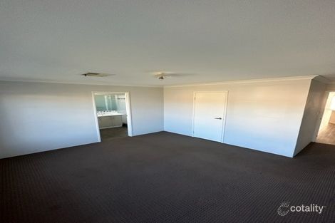 Property photo of 52 Makybe Boulevard Byford WA 6122