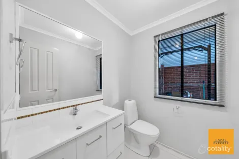 Property photo of 1/74 Dundee Way Sydenham VIC 3037