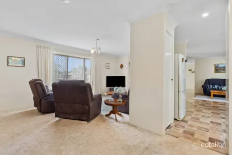 Property photo of 13 Edgeview Mews Ballajura WA 6066