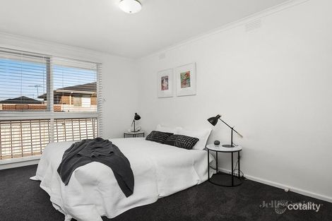 Property photo of 3/81 Snell Grove Oak Park VIC 3046