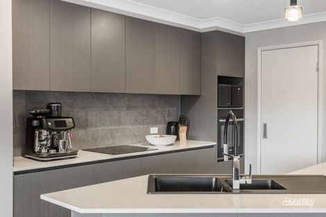 Property photo of 5 Fairweather Boulevard Highfields QLD 4352