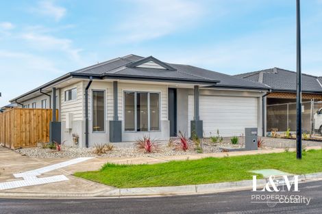10 Jum Way, Donnybrook, VIC 3064